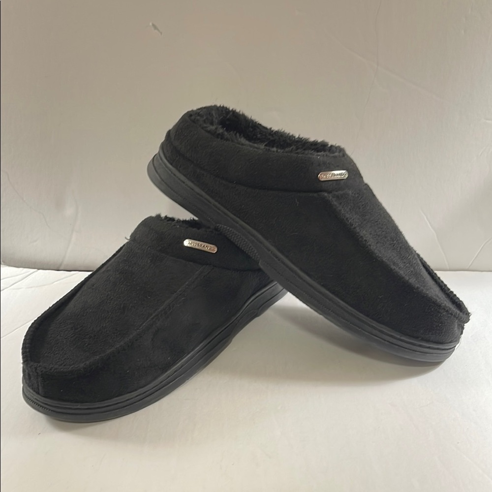 SWISSBRAND Mens Sleek Black Loafers for Effortless Style Size 7 Small